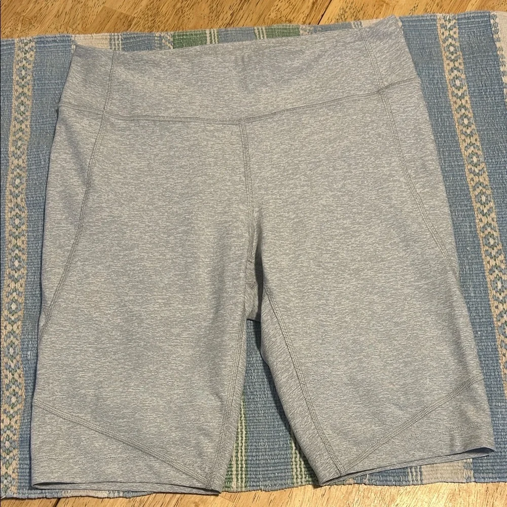 Outdoor Voices Dove High Waist Double Time 10” Shorts Size Large